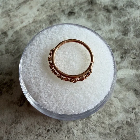 Pupil Hall Rose Gold 14k Seam ring with chain 11/32” - Picture 1 of 3